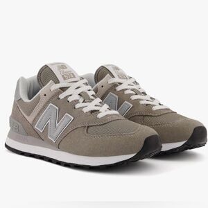 New Balance 574 Core Sneaker. Size 7.5W. Lightly used, no box.